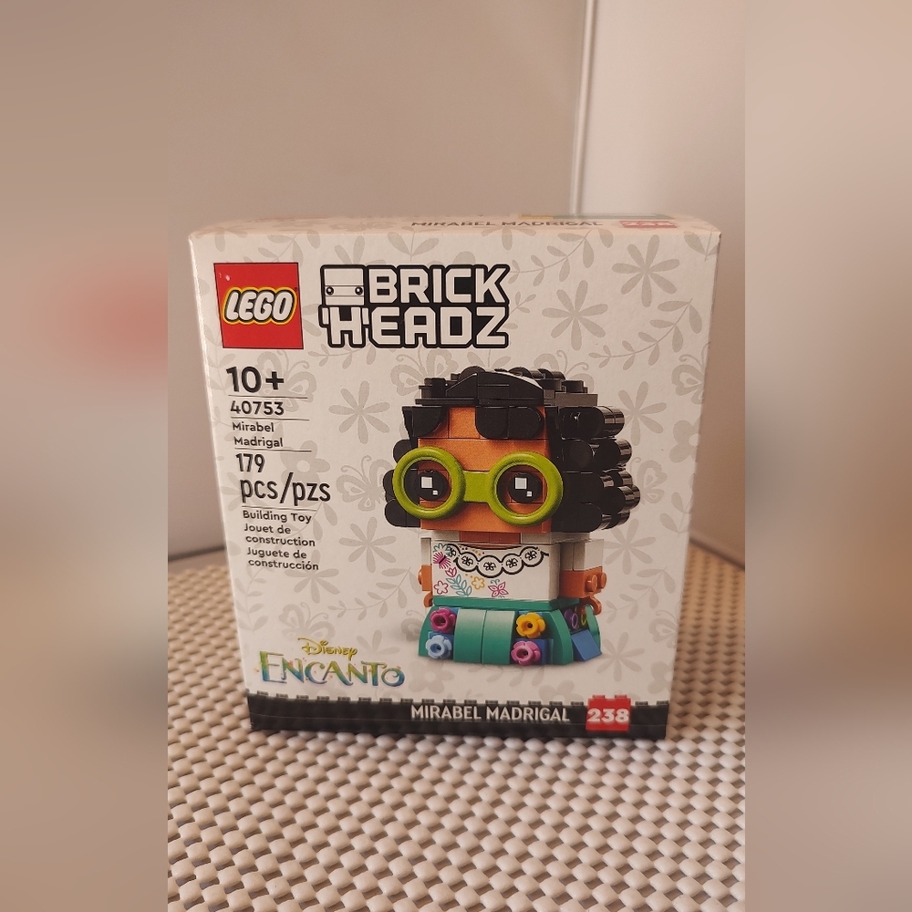 Lego BrickHeadz 40753 Mirabel Madrigal Disney Encanto #238 NWT Building Toy Set